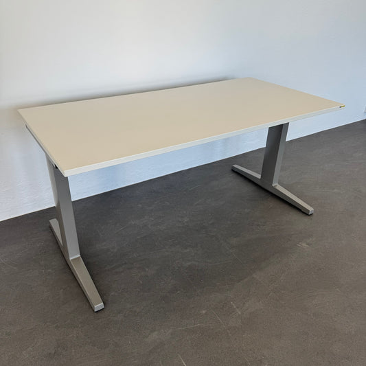 Haworth Kiron Schreibtisch 1600x800mm