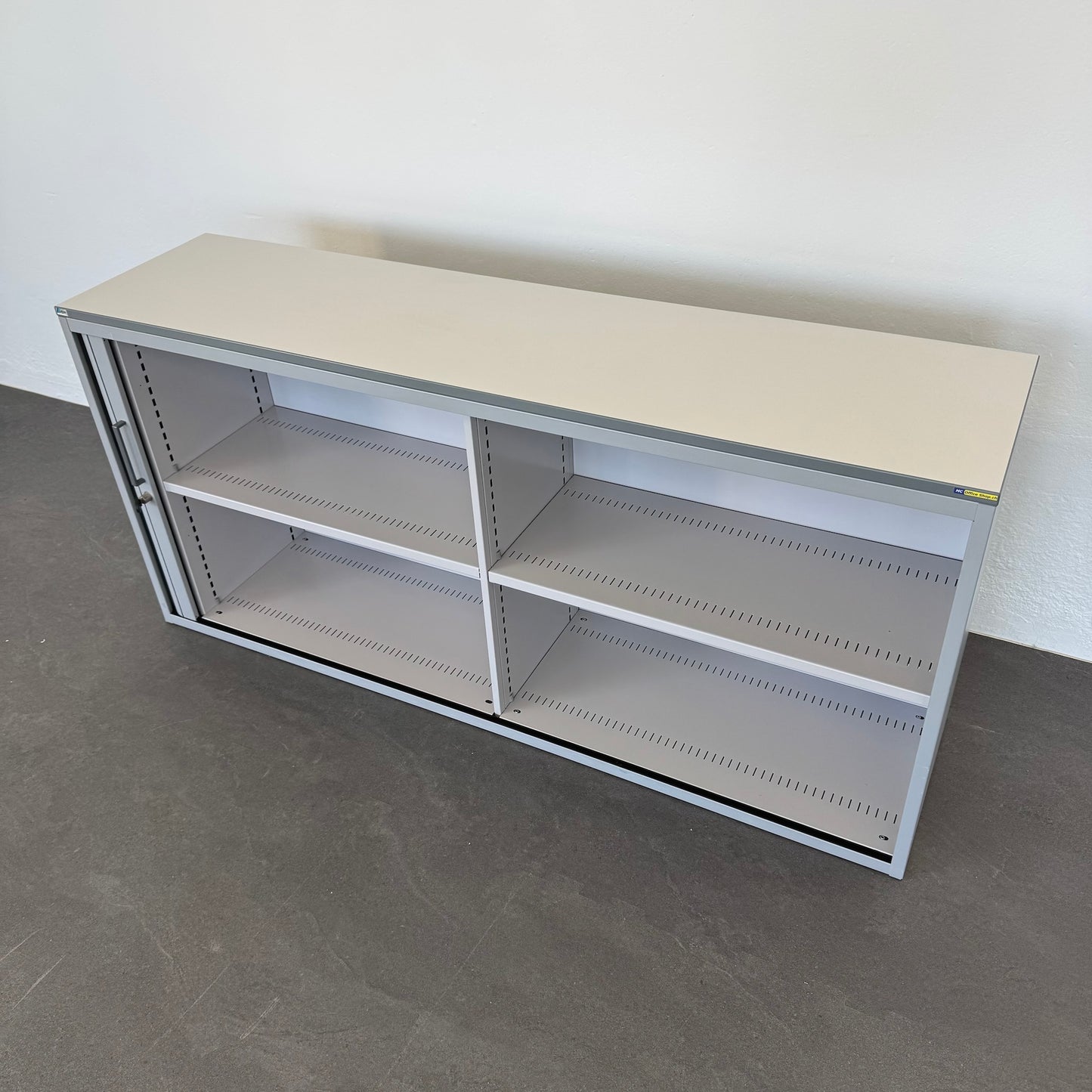 Lista Office Storage Lateralschrank mit Schlüssel
