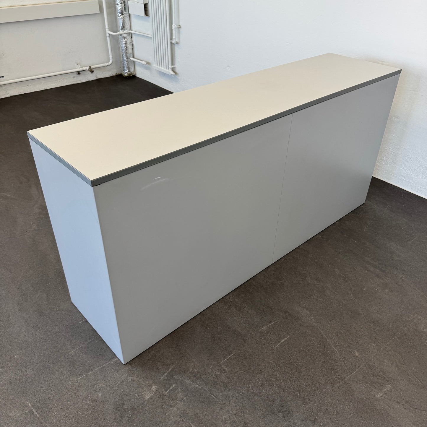 Lista Office Storage Lateralschrank seitliche Ansicht