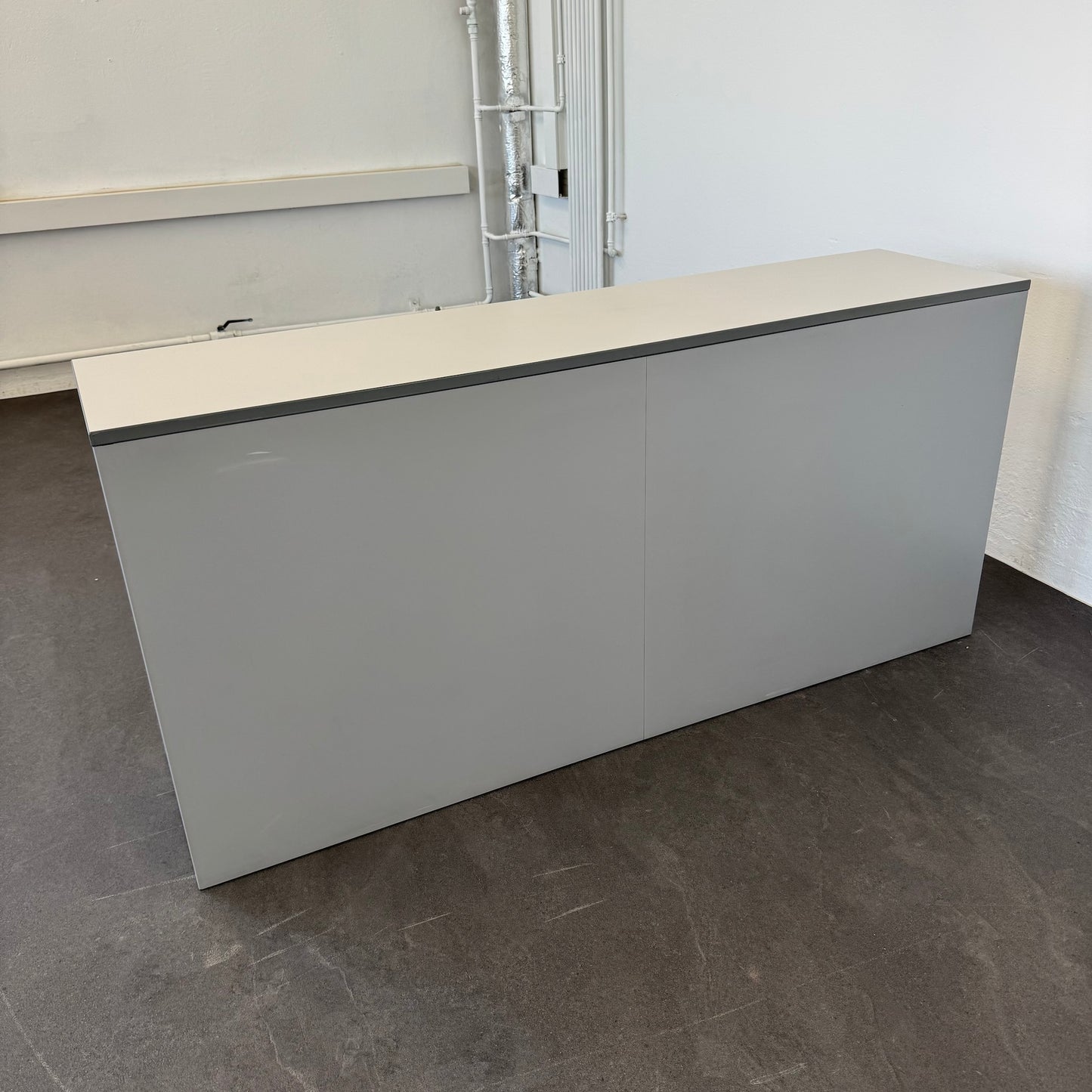 Lista Office Storage Lateralschrank von hinten