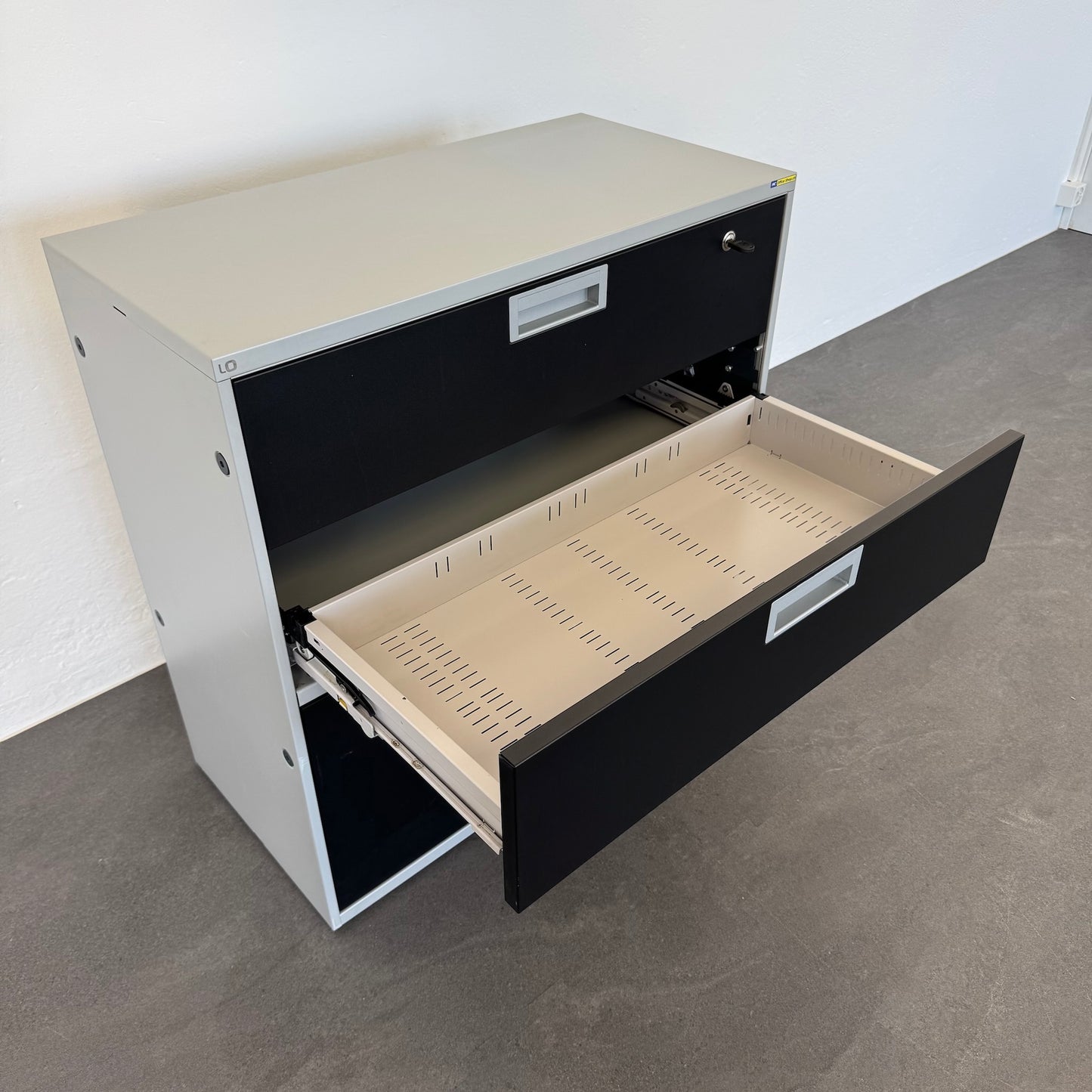 Lista Office Qub Modul-Kombination Breitschublade unten offen