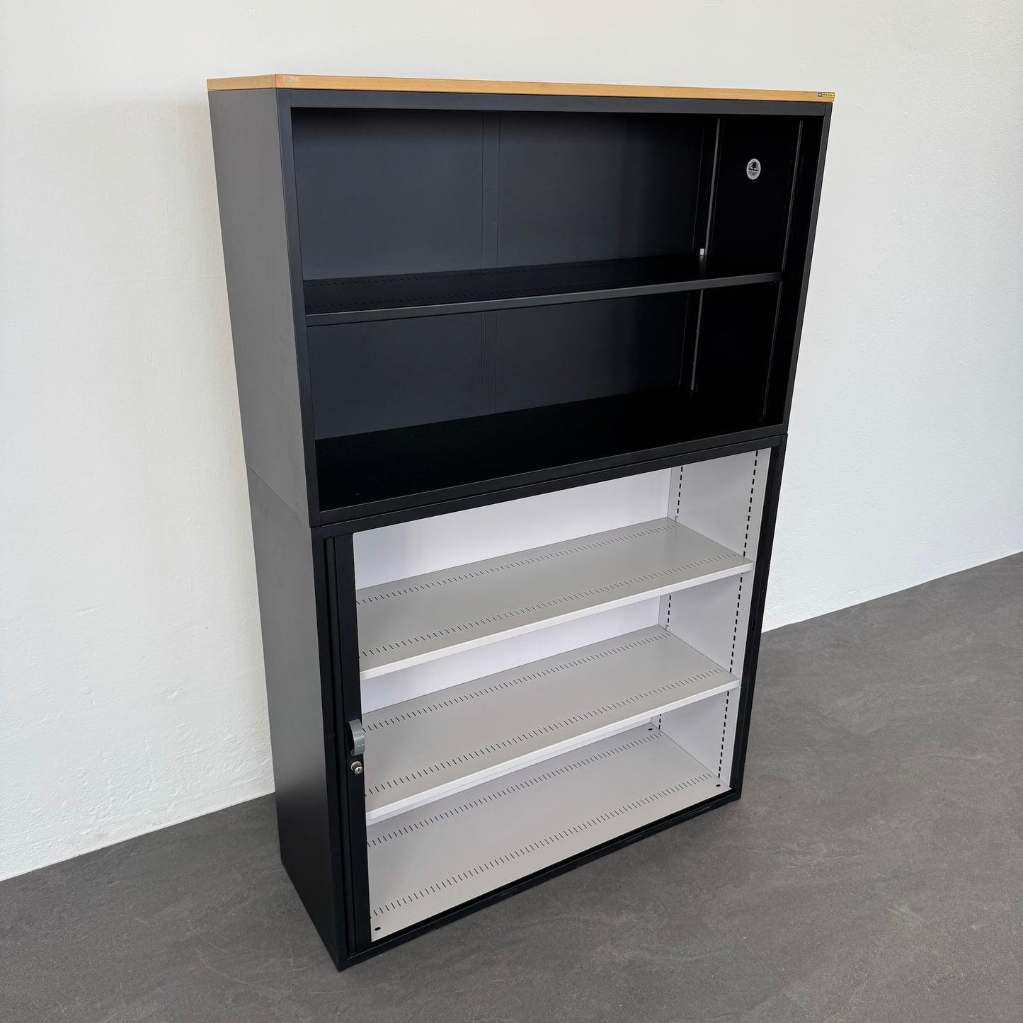 Lista Office Storage Kombi-Lateralschrank unten Rolladen für 3 Ordnerreihen