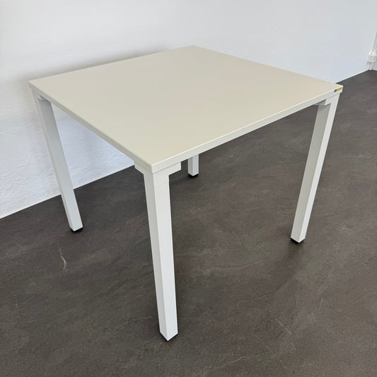 Steelcase Kalidro Besprechungstisch 800x800mm