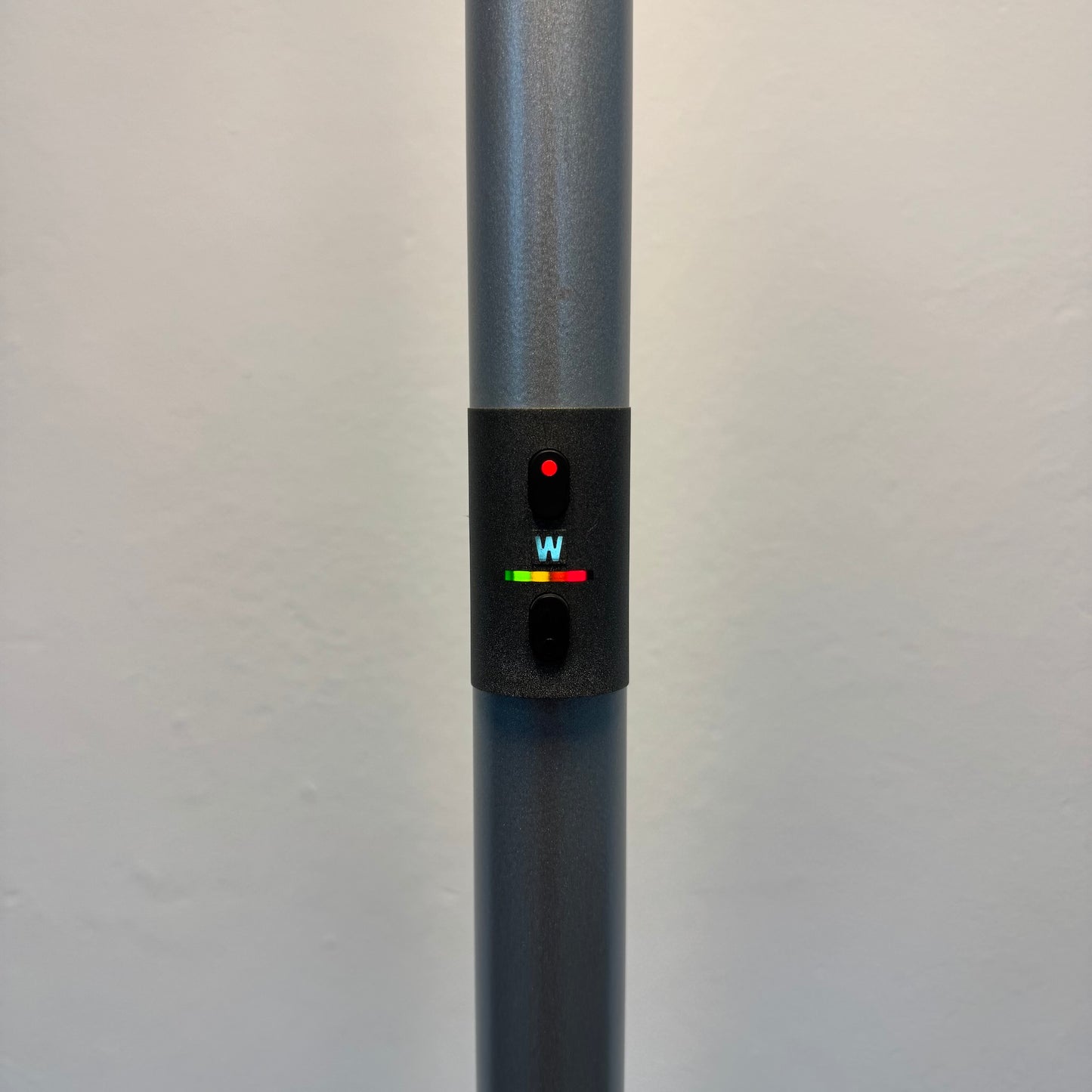 Waldamnn EOS DVS 455P Indirekt-/Direktleuchte Detailfoto Stuerung