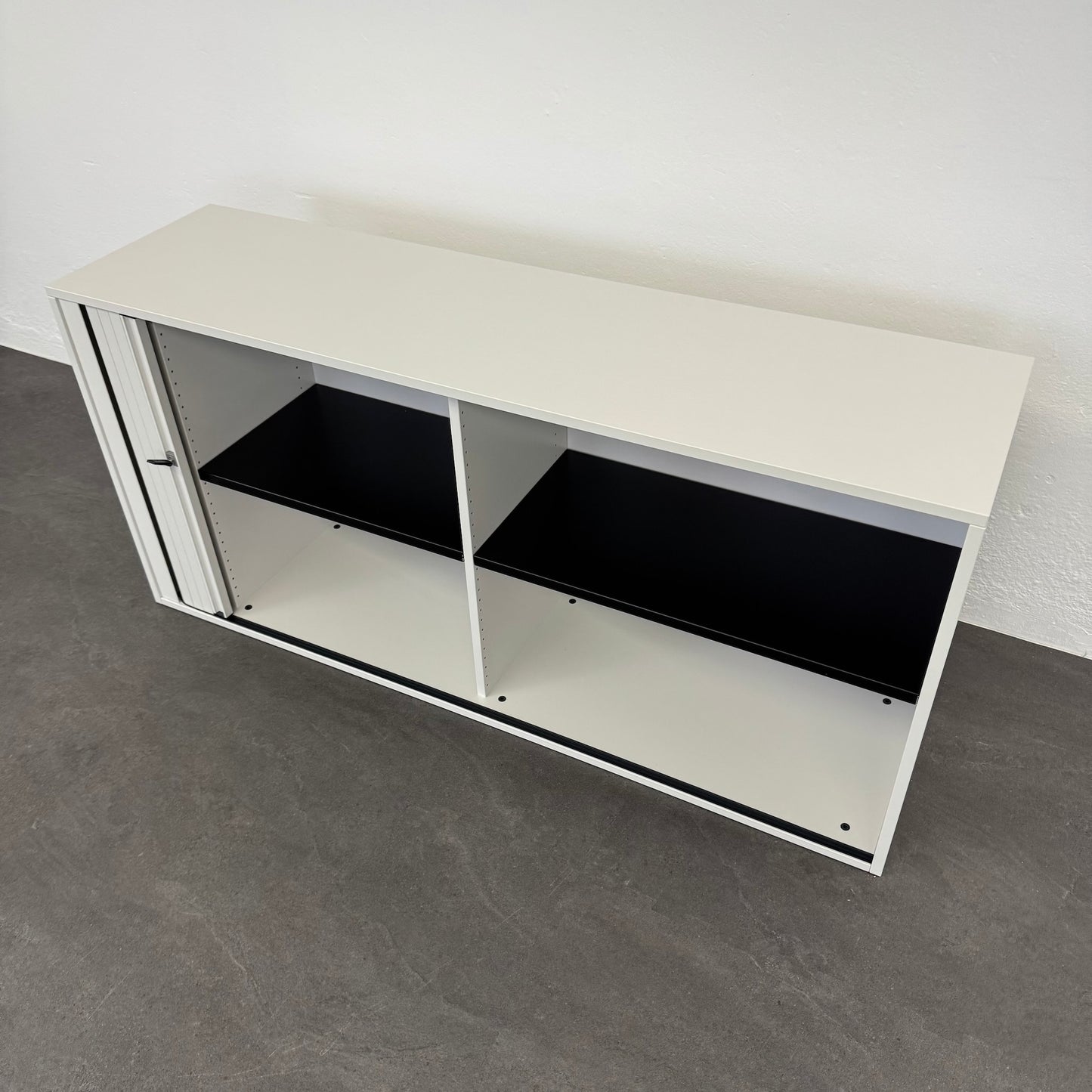 Steelcase Share It Lateralschrank Ansicht von oben
