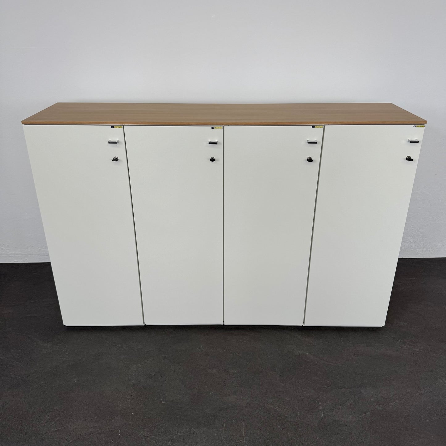 König + Neurath ACTA Classic Flügeltür-Aktenschrank aus Spanplatte weiss mit Akzien-Deckblatt