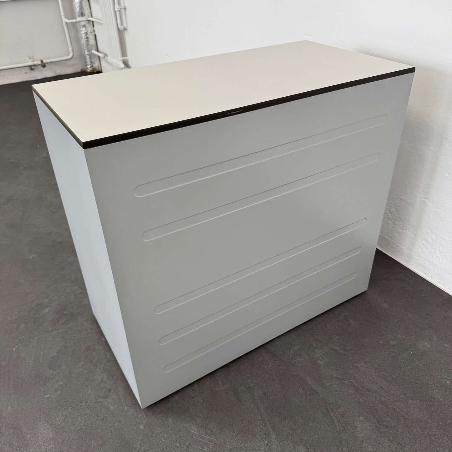Lista Office Qub Modul-Kombination von hinten