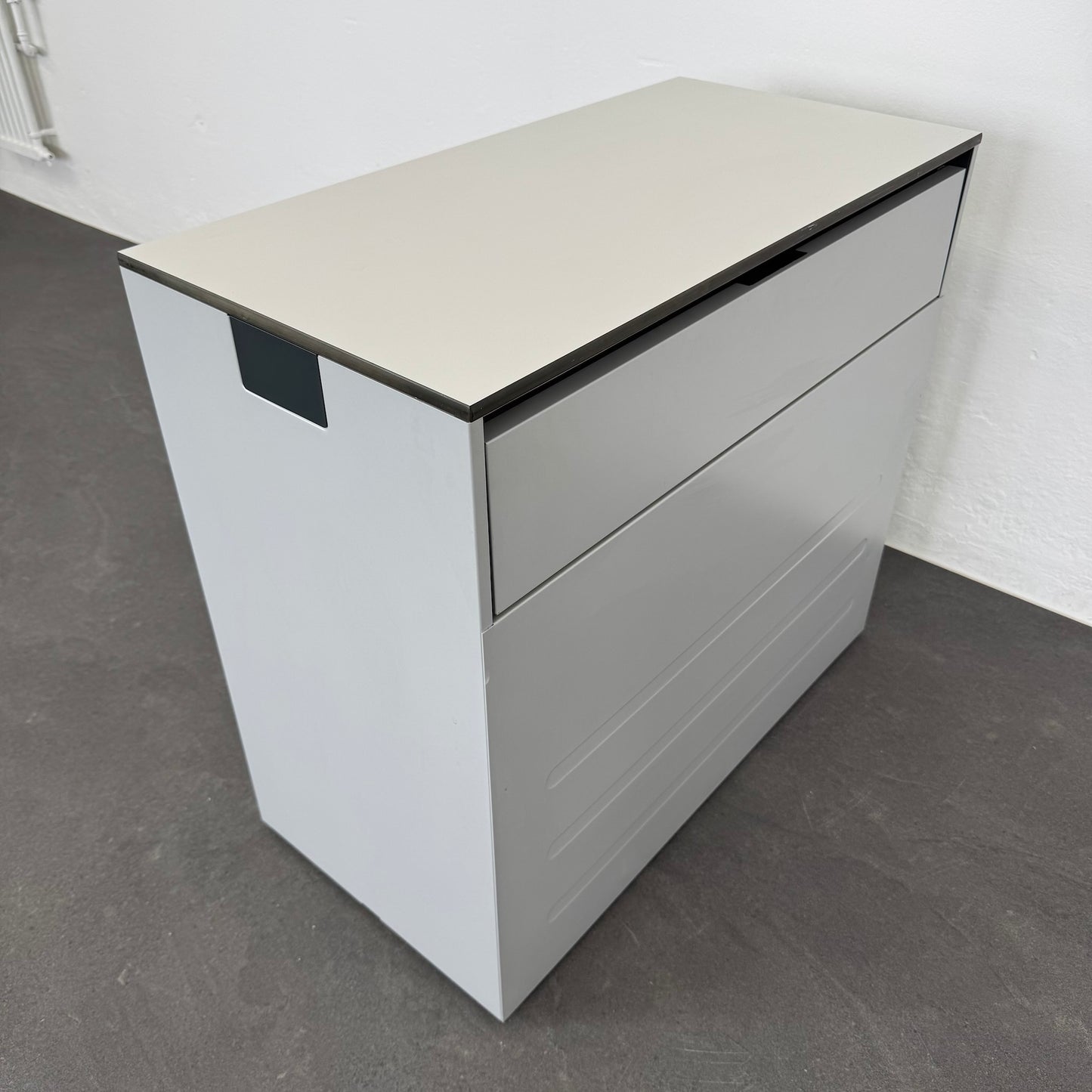 Lista Office Qub Modul-Kombination von der Seite