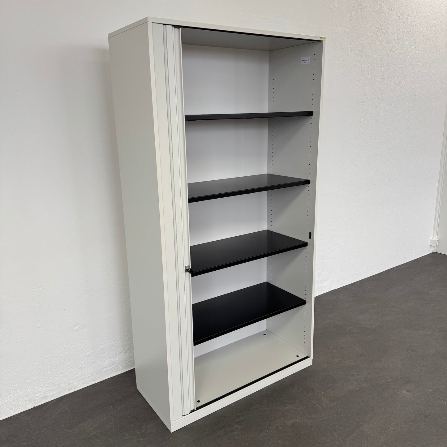 Steelcase Share It Lateralschrank mit 4 Fachboden