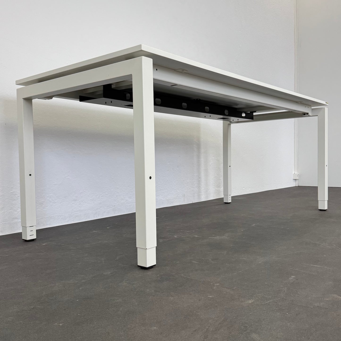 Ergodata Line Desk Schreibtisch Ansicht von unten - 6038729
