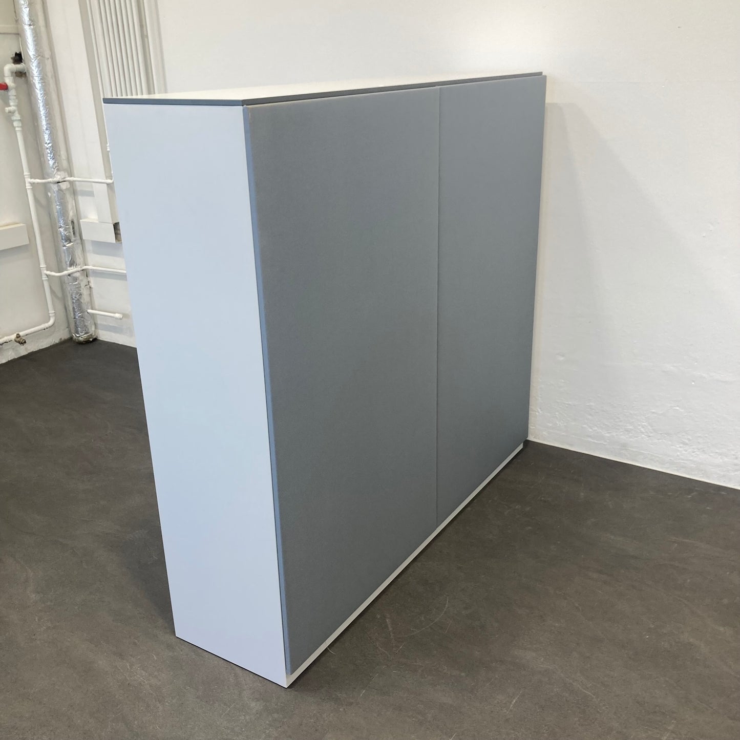 Lista Office LO Storage Schiebetür-Aktenschrank Ansicht von hinten - 6039946