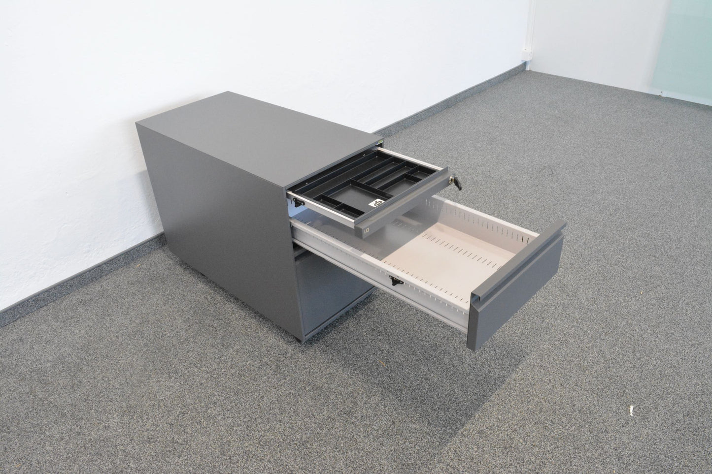 Lista Office Serie L Roll-Korpus