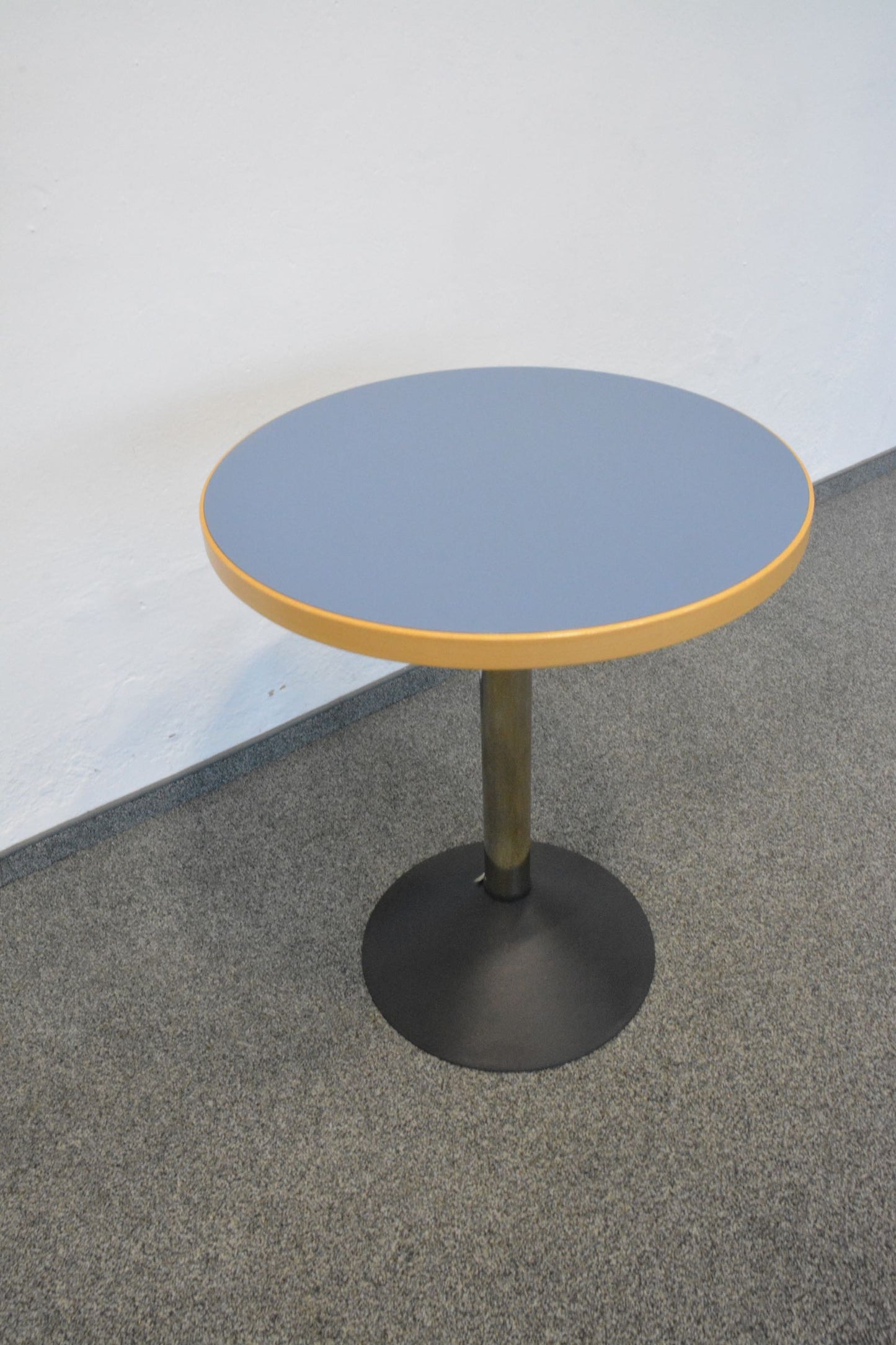 Dietiker Pinta 2 Bistrotisch