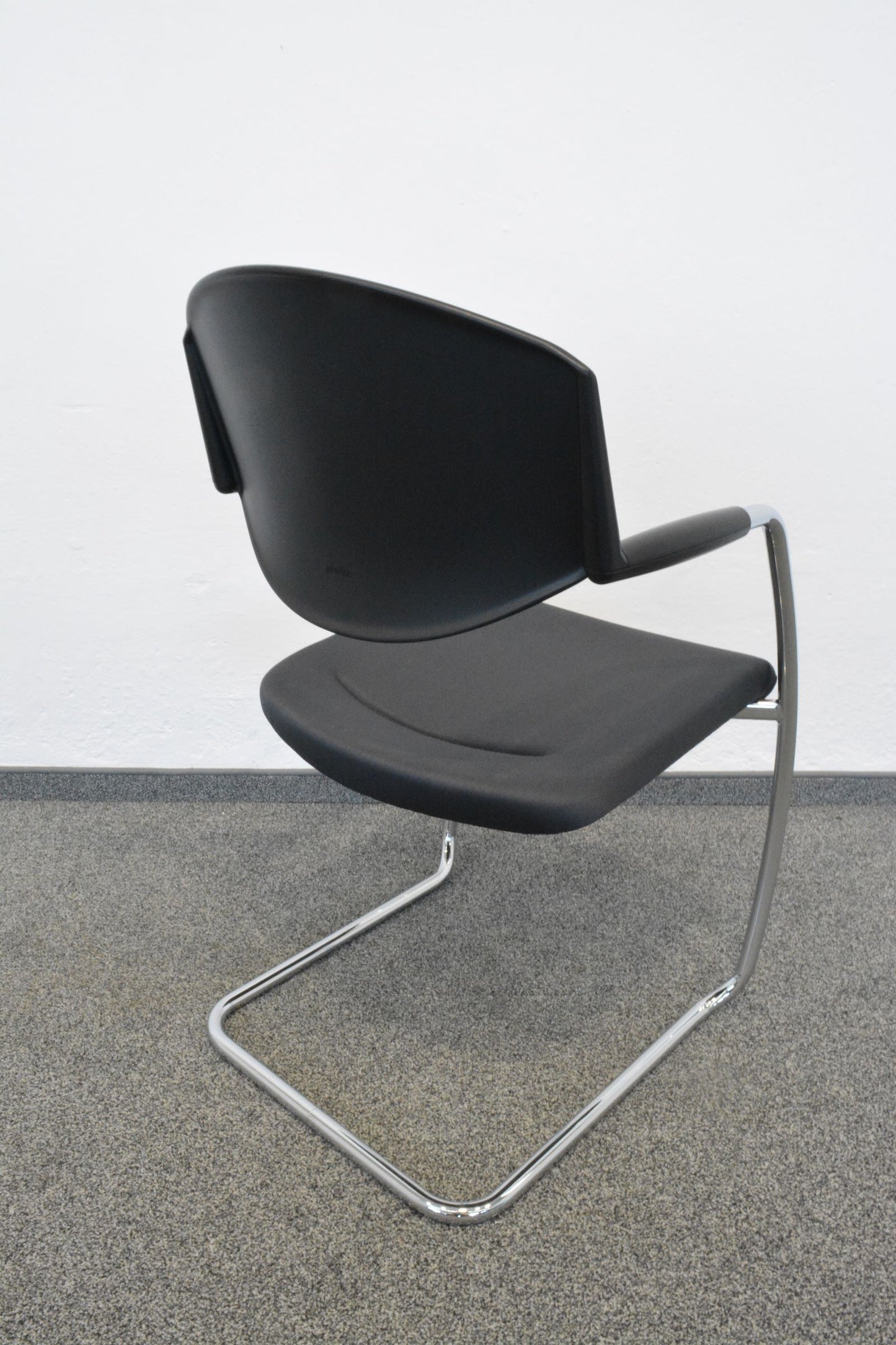 Giroflex G16 Freischwinger