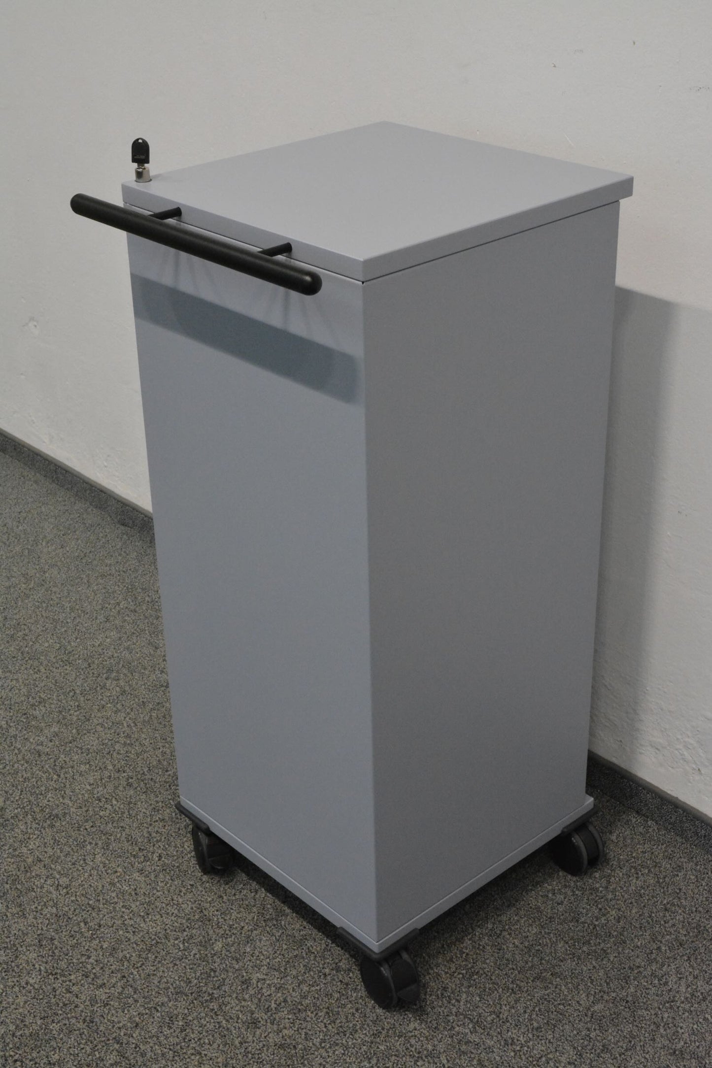 Novex LC2 Roll-Caddy