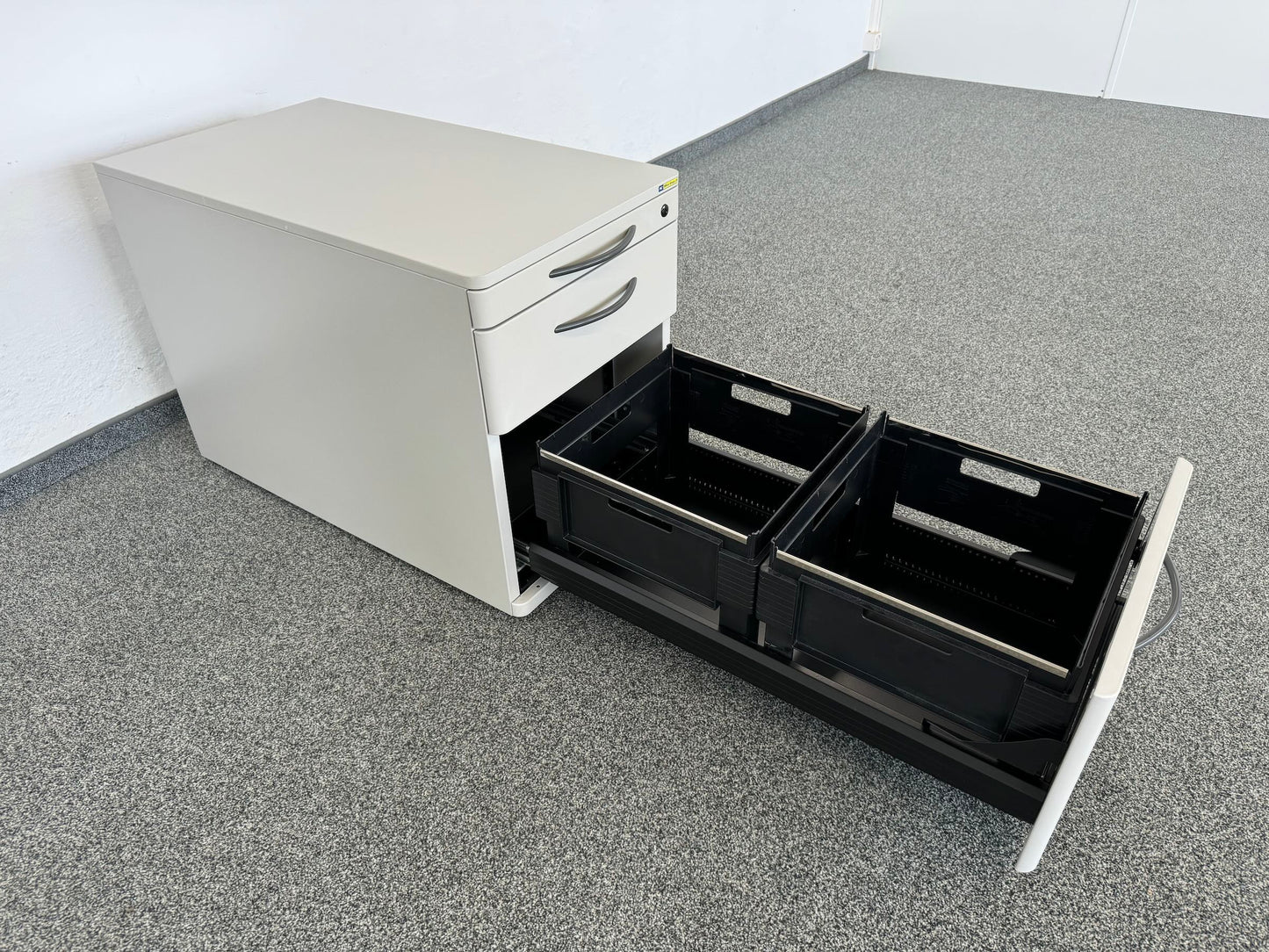 Steelcase Tenaro Roll-Korpus