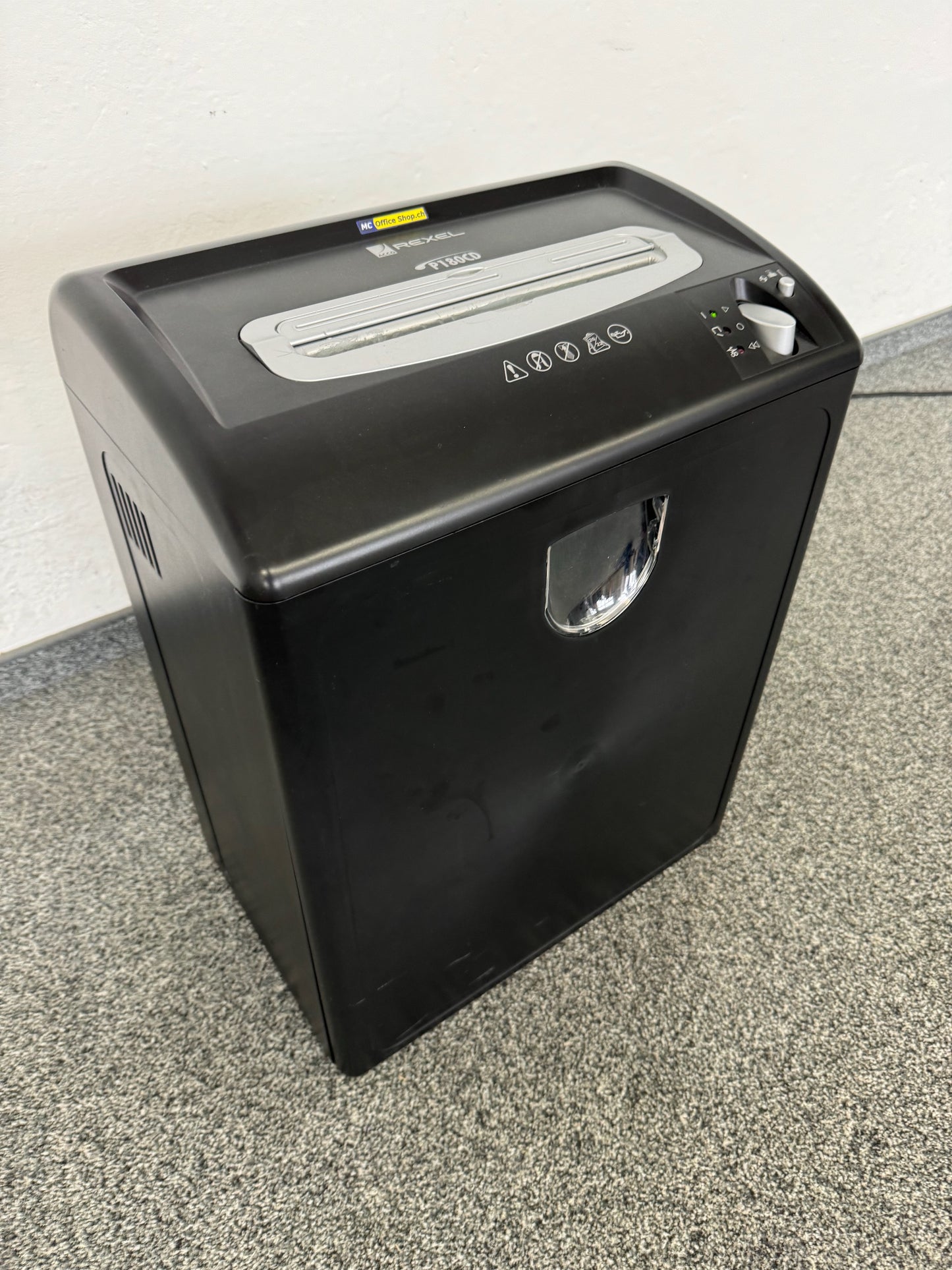 Rexel Aktenvernichter P180CD