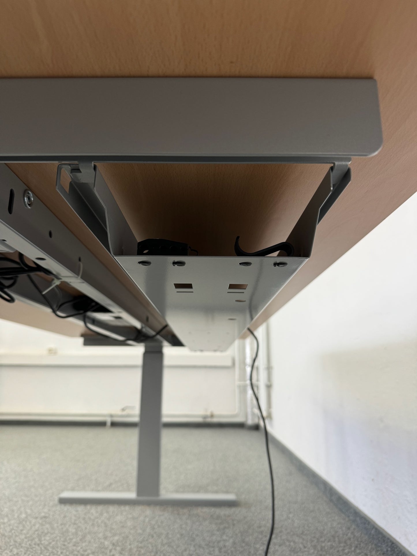 Interoffice Extend Sitz-Steh Schreibtisch