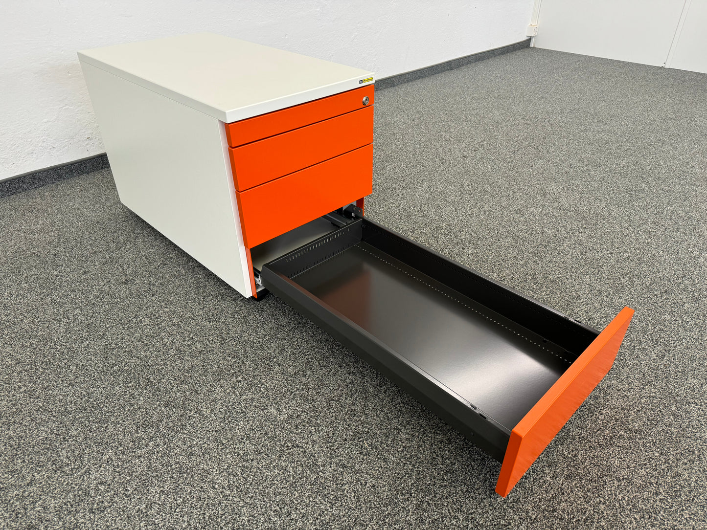 König + Neurath Container Roll-Korpus