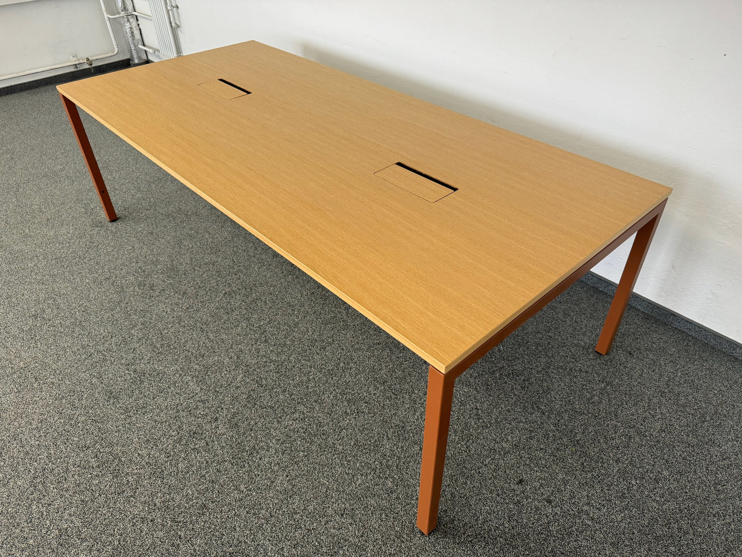 Lista Office Motion Sitzungstisch