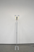 Laden Sie das Bild in den Galerie-Viewer, Trilux Indirekt-/Direktleuchte Dimmbar - mit Sensor - 2 x 54 Watt - Metall - Silbergrau