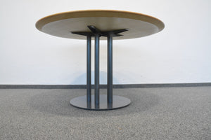 Ergodata System Desk Sitzungstisch fixe Höhe von 720mm - Durchmesser 1200mm - MDF - Birnbaumfurnier