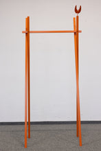 Laden Sie das Bild in den Galerie-Viewer, Top Design Elegant Garderobenständer - Metall Orange