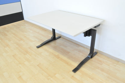 Elan Euroffice Schreibtisch