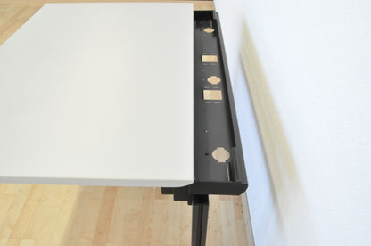 Elan Euroffice Schreibtisch