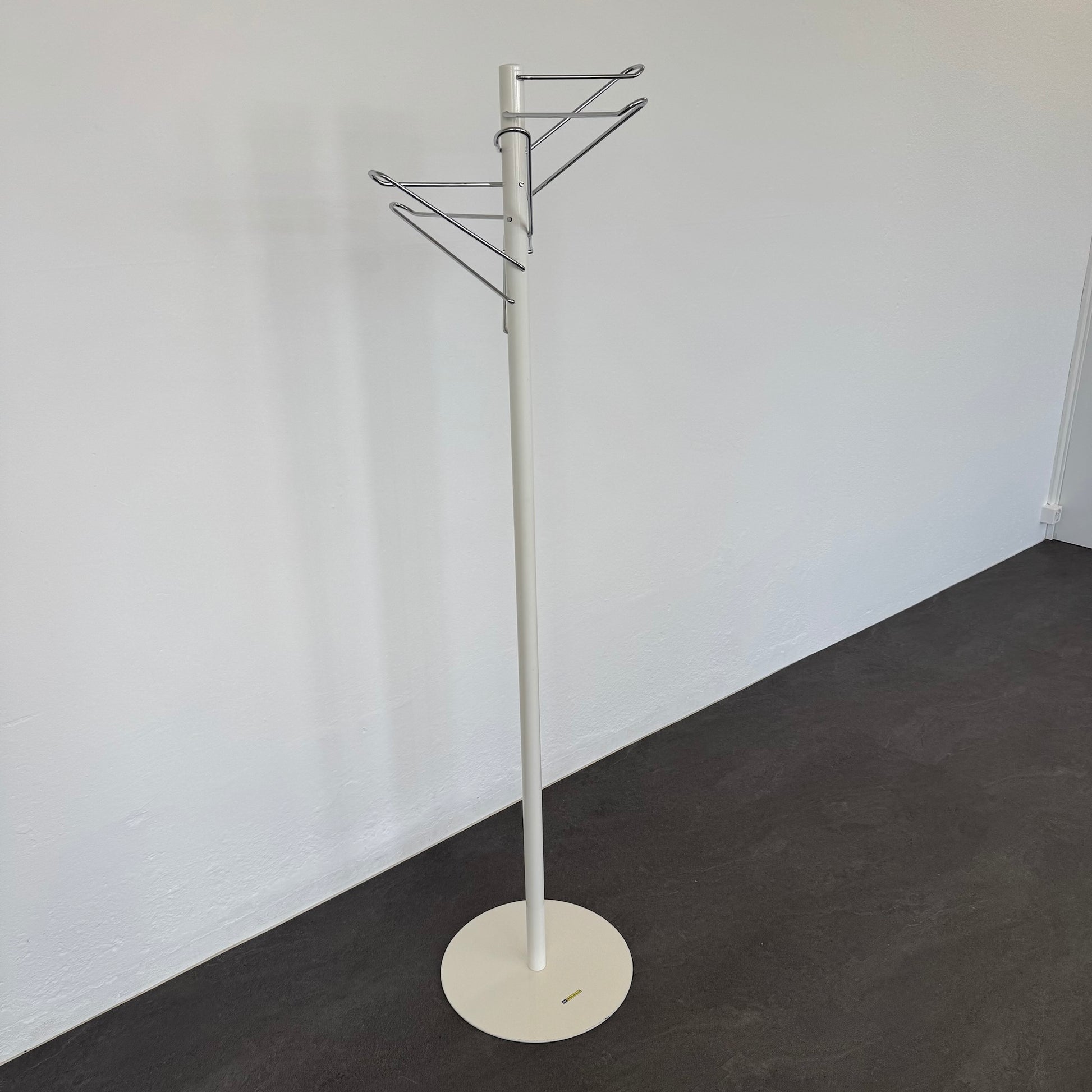 Top Design Fly Garderobenständer Ansicht von links