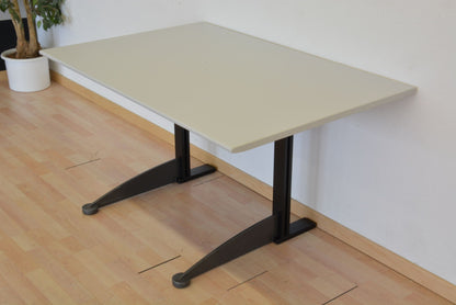 Elan Euroffice Schreibtisch Lichtgrau - 1200 x 800mm