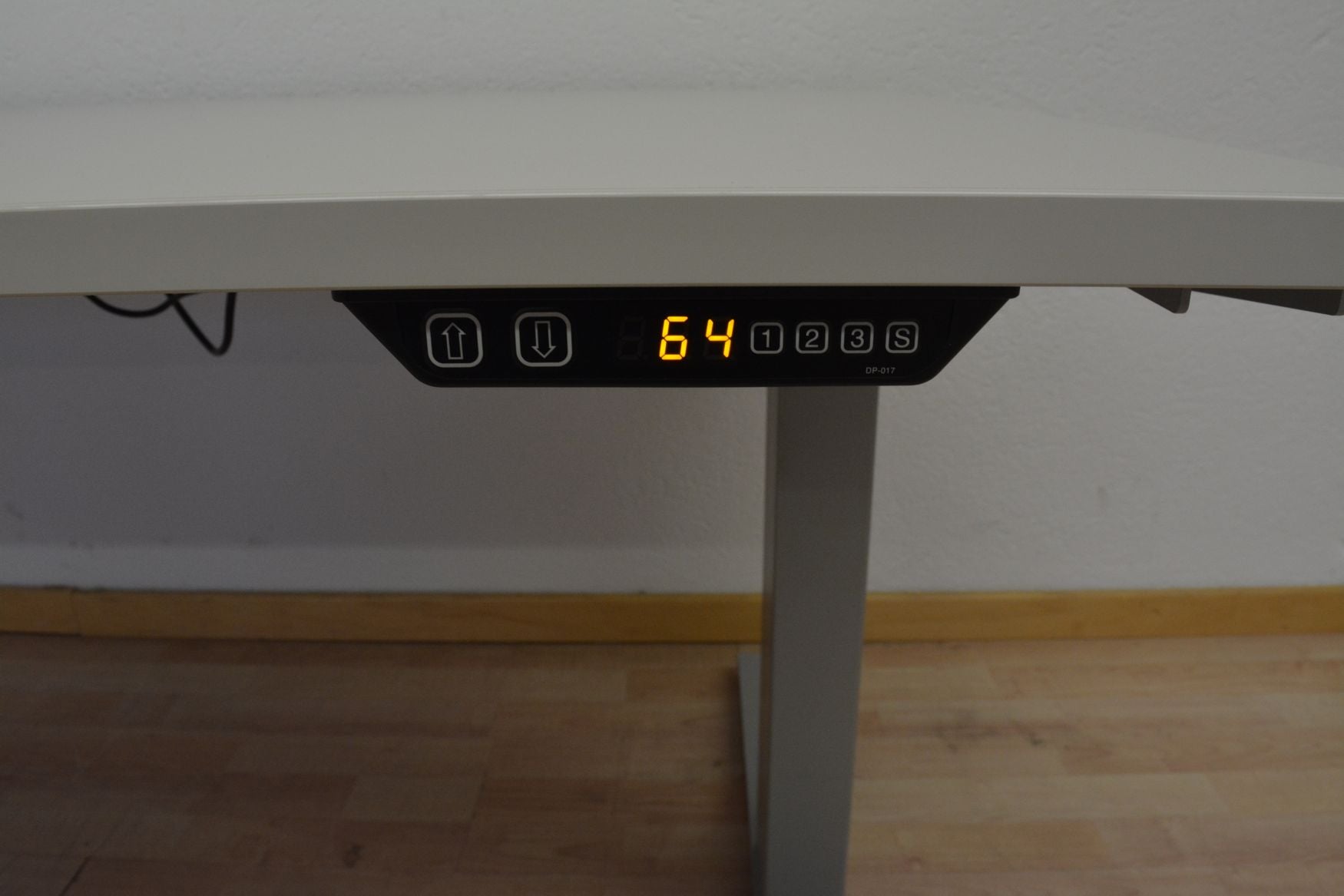 MC Stand V2 Sitz-Steh Schreibtisch mit Memory Steuerung