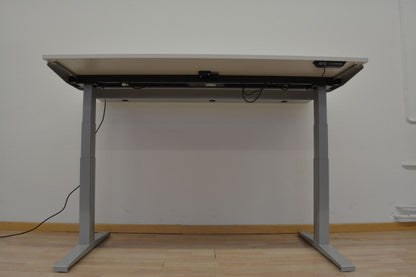 MC Stand V2 Sitz-Steh Schreibtisch Ansicht von unten