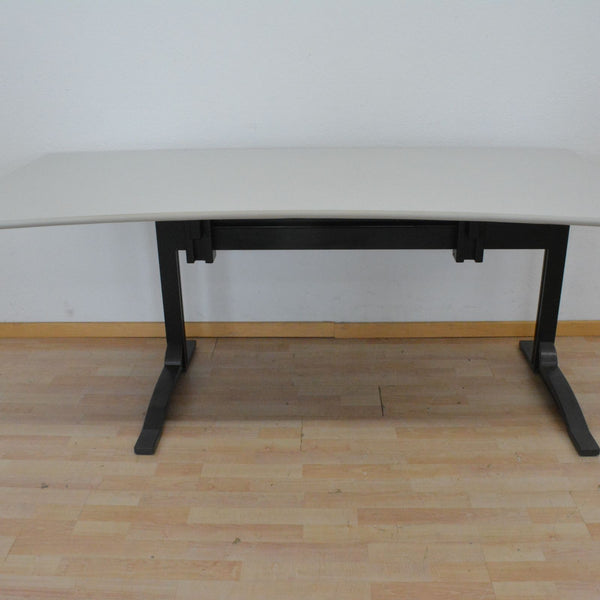 Elan Euroffice Schreibtisch Cosinus 1800 mm breit - Lichtgrau