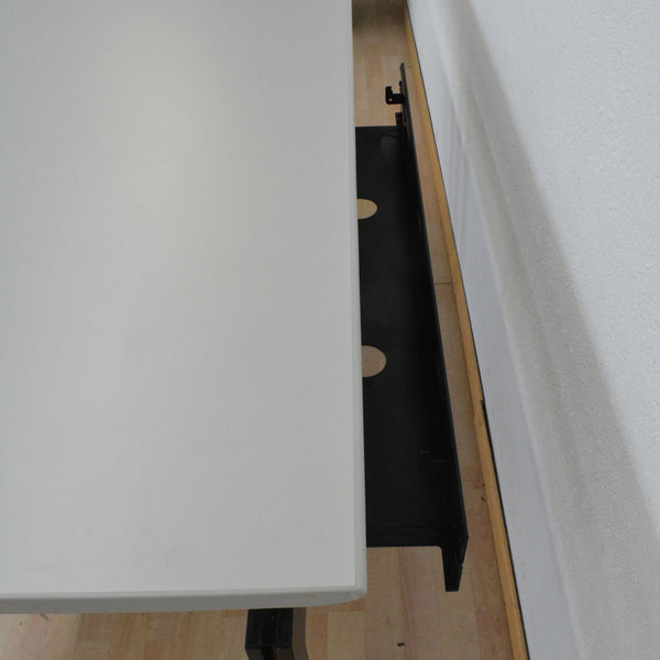 Elan Euroffice Schreibtisch Cosinus 1800 mm breit - Lichtgrau