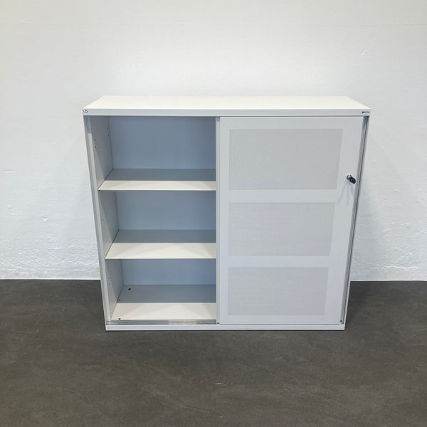 Lista Office One Schiebetür-Aktenschrank 3-OH 1200mm breit mit Schlüssel