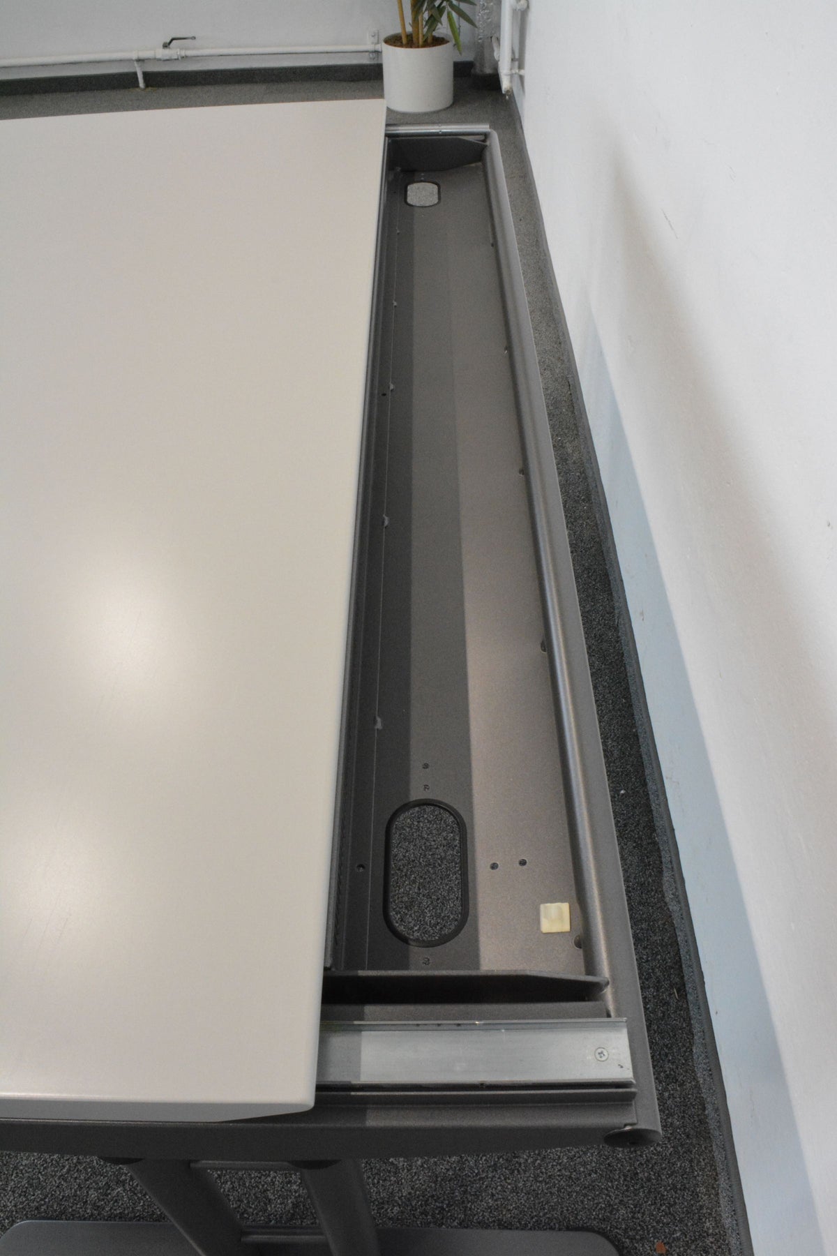Ergodata System Desk Schreibtisch 1600 x 800 mm - Grau