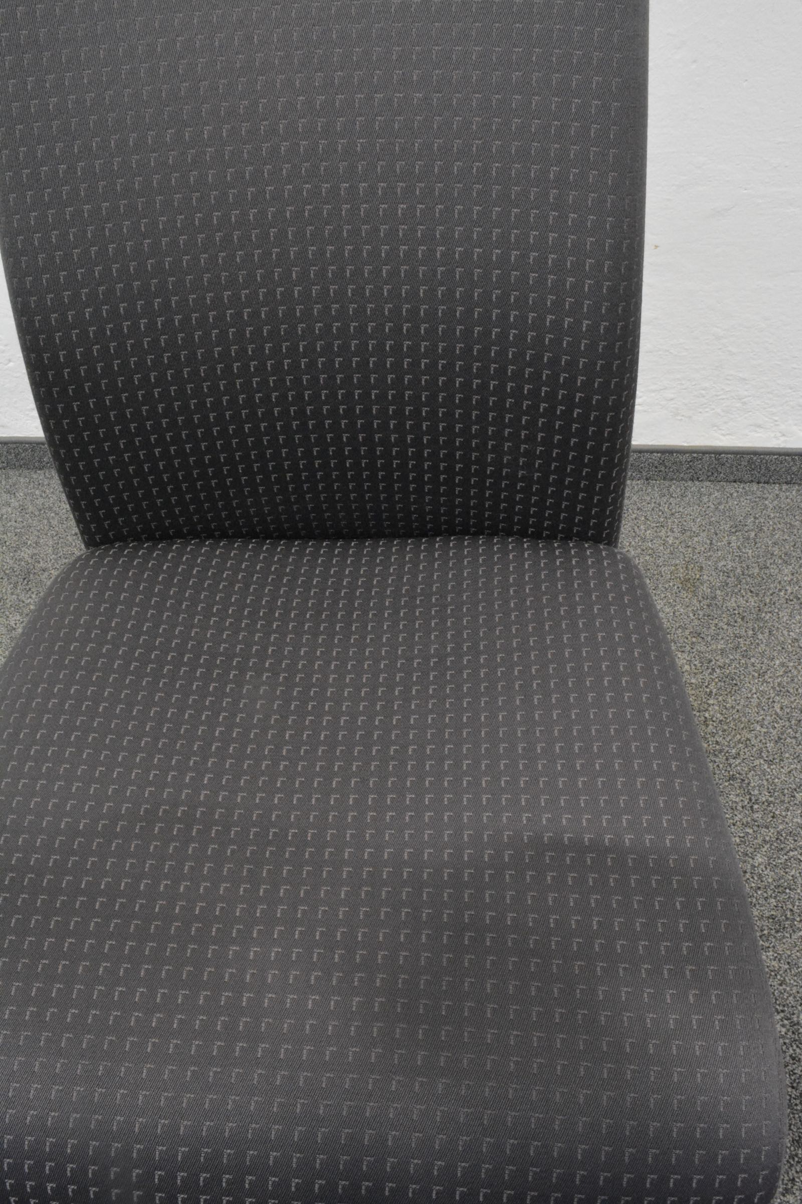 Girsberger Pronto Freischwinger Detailfoto Bezug