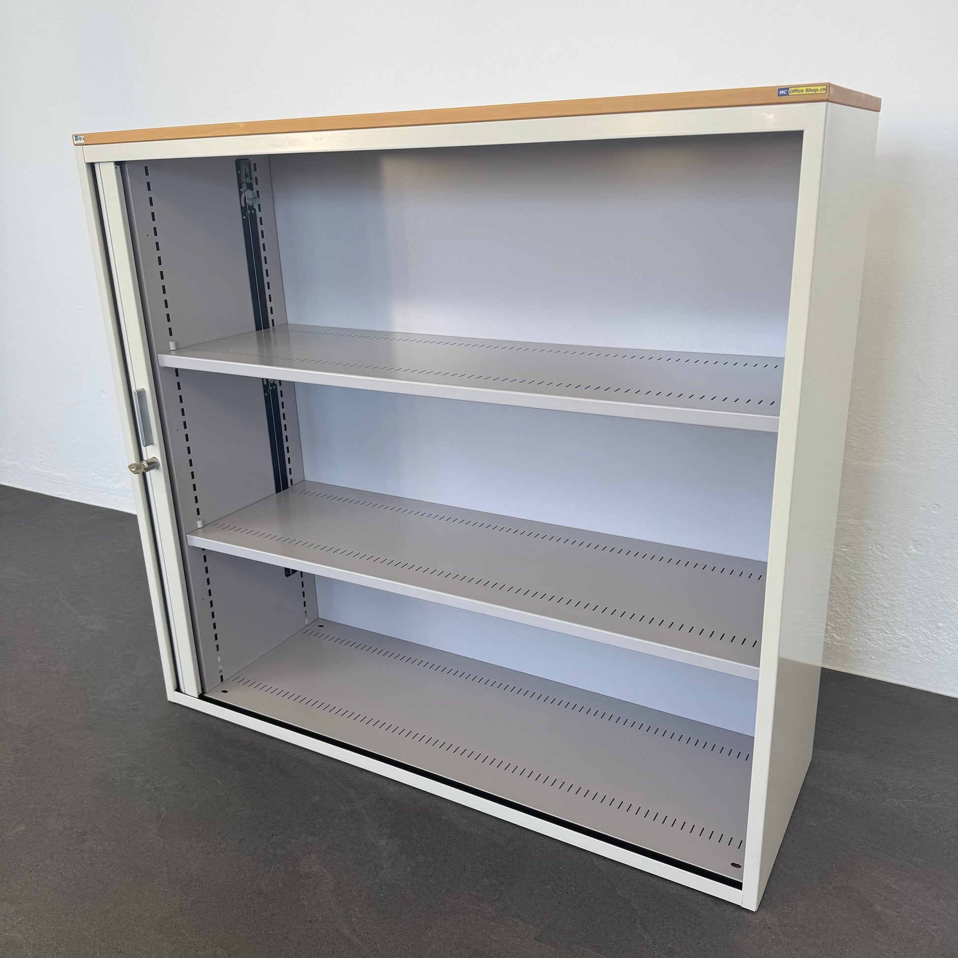 Lista Office Storage Lateralschrank Ansicht von rechts