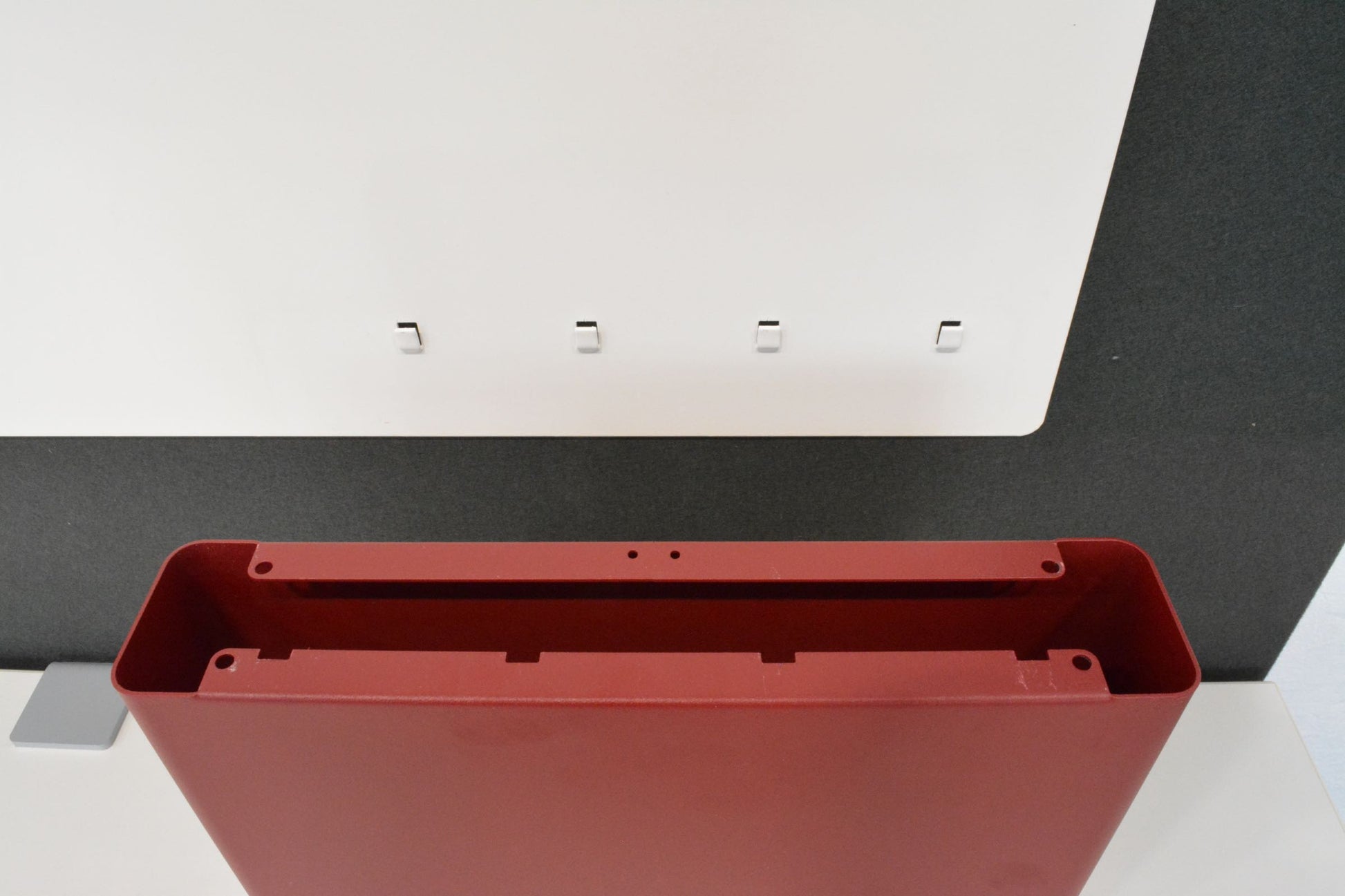 Lista Office One Magnetwand mit Ablage-Fach Detailfoto
