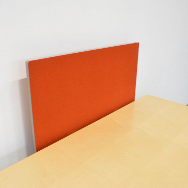 Lista Office LO One Trennwand mit Tischhalterung Braunrot