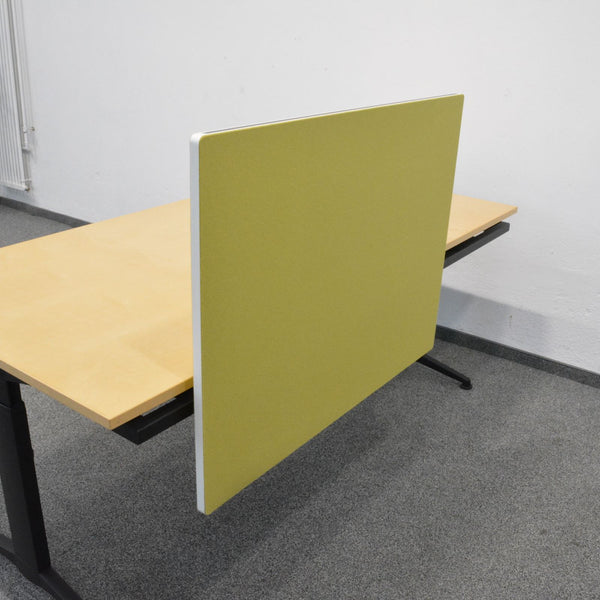 Lista Office LO One Trennwand mit Tischhalterung Olivgrün