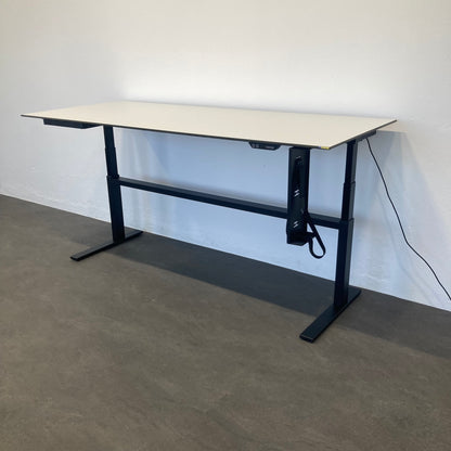 Lista Office LO Choice Sitz-Steh Schreibtisch seitliche Ansicht ganz oben - 6012868