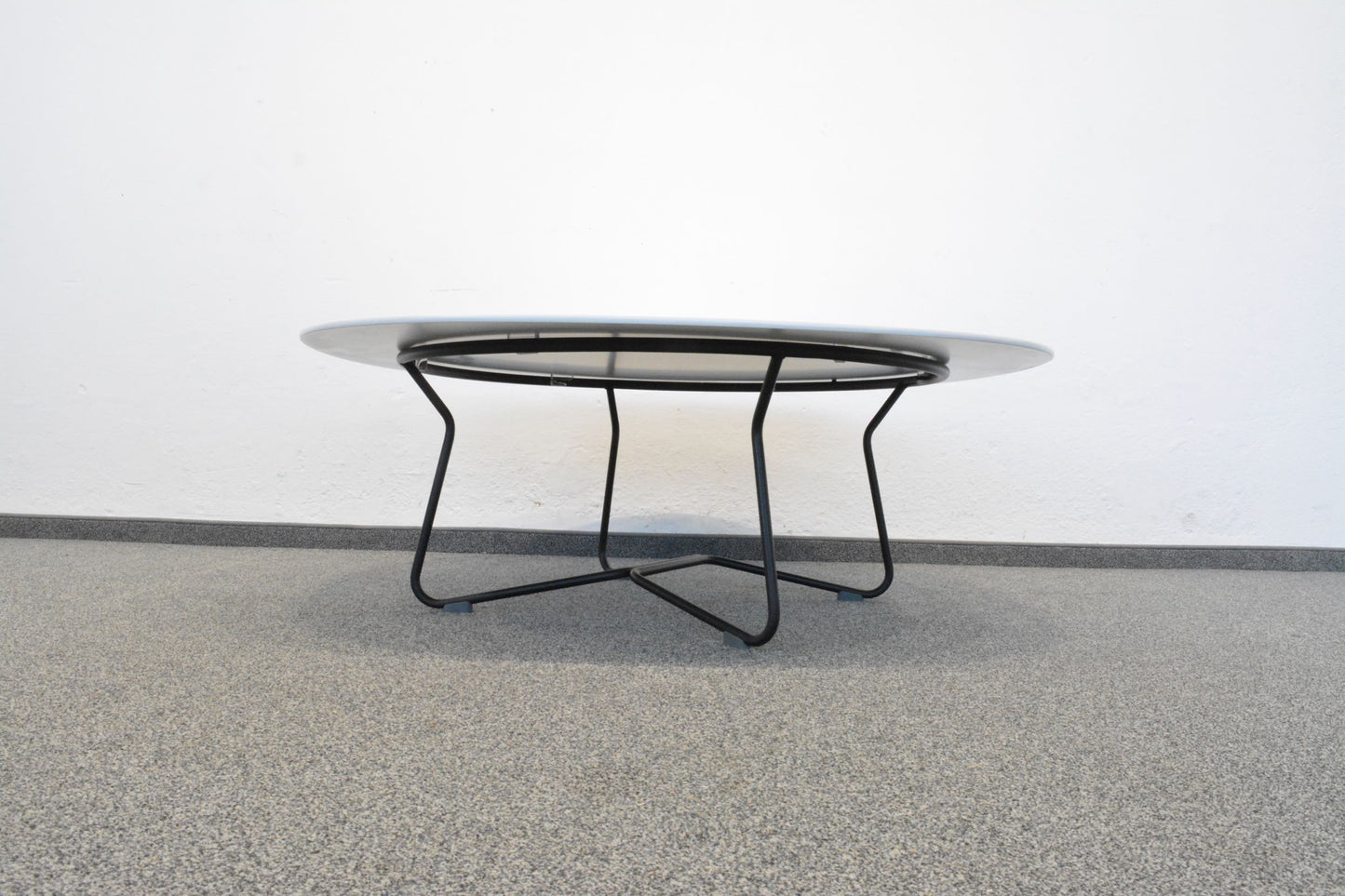 Alias Salon-Couchtisch Ansicht von unten