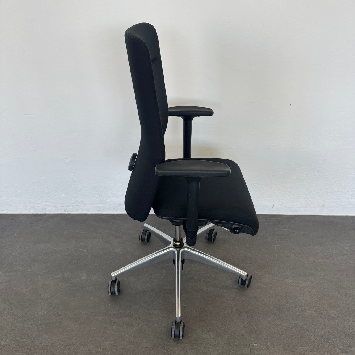 Girsberger Presto Bürodrehstuhl mit Fusskreuz Aluminium poliert - 6019219