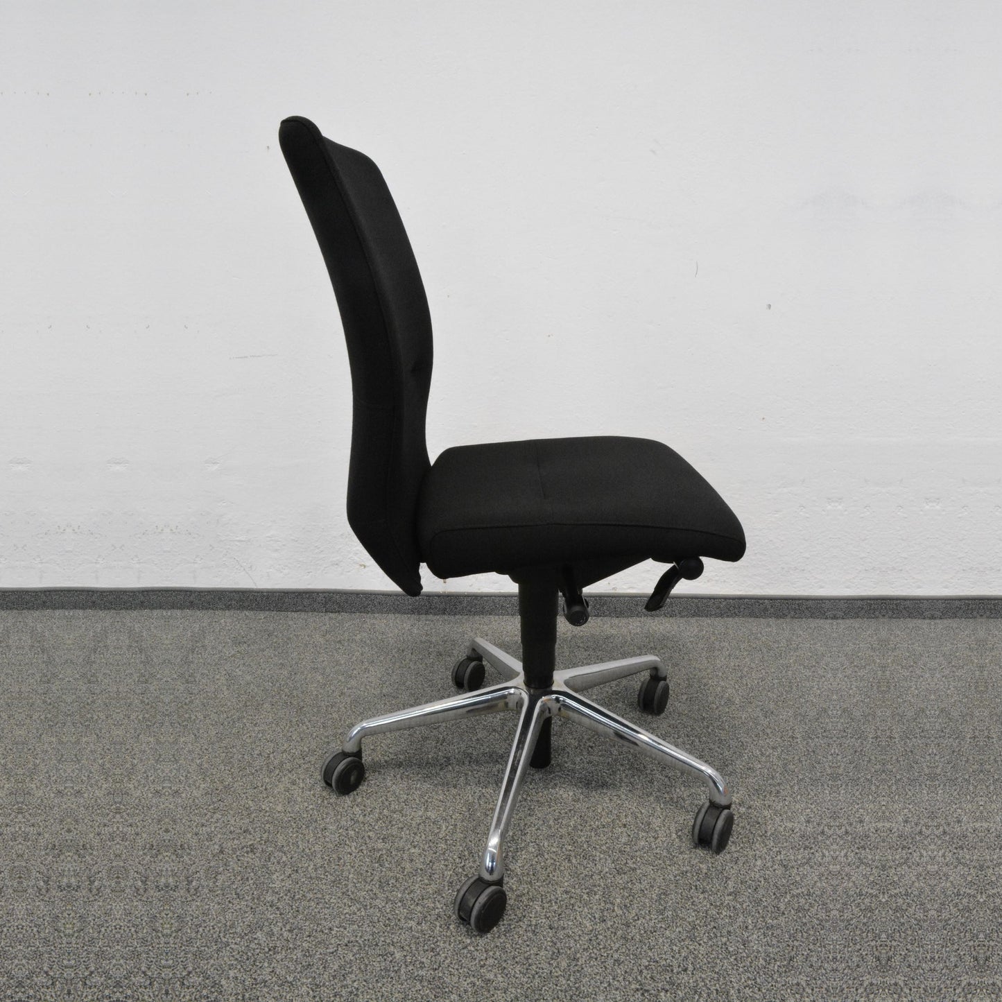 Züco Cubo Flex Bürodrehstuhl mit Fusskreuz Metall Chrom