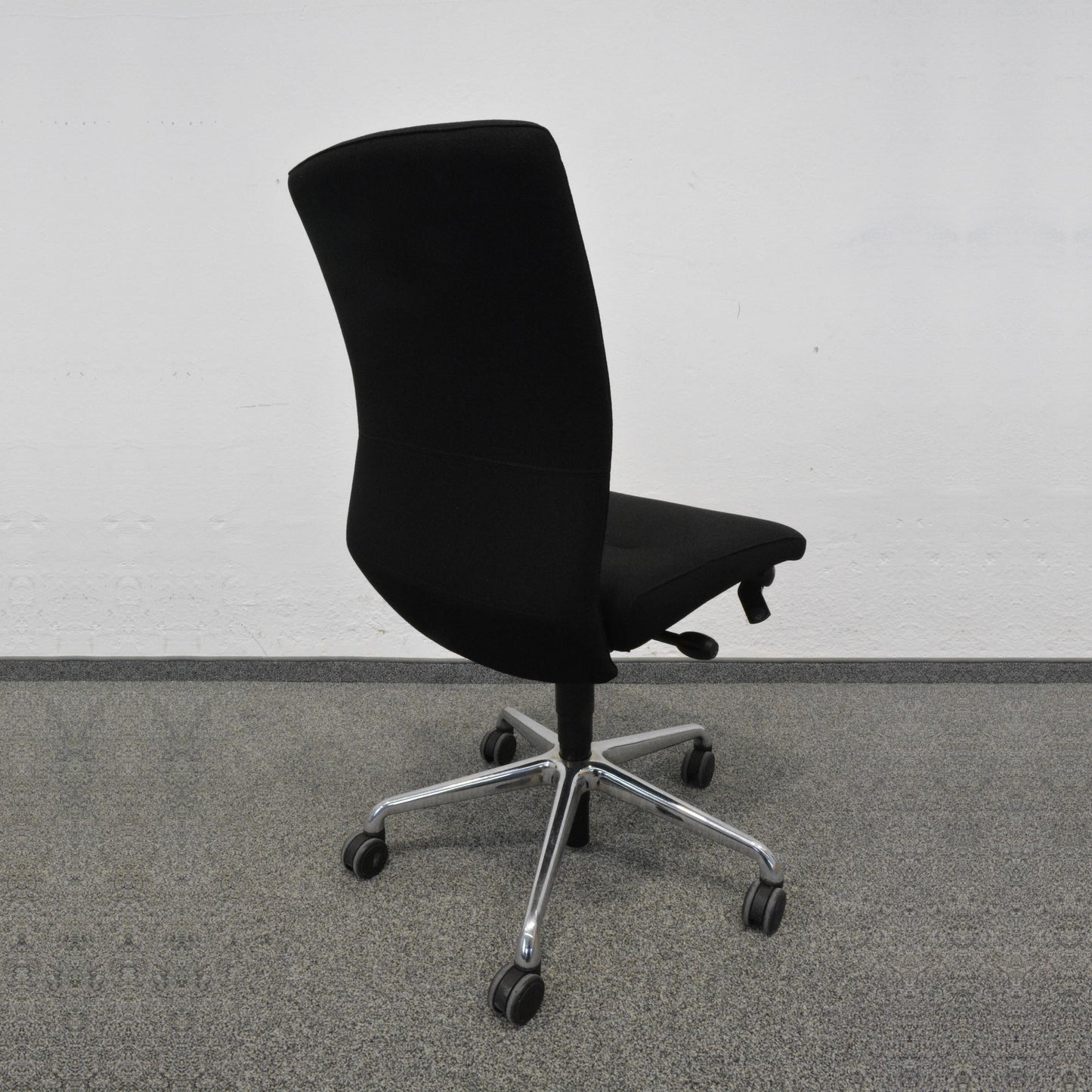 Züco Cubo Flex Bürodrehstuhl seitliche Ansicht