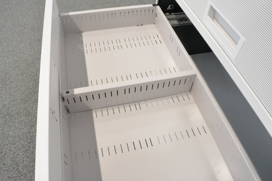 Lista Office Trenner für Qub Module eingebaut