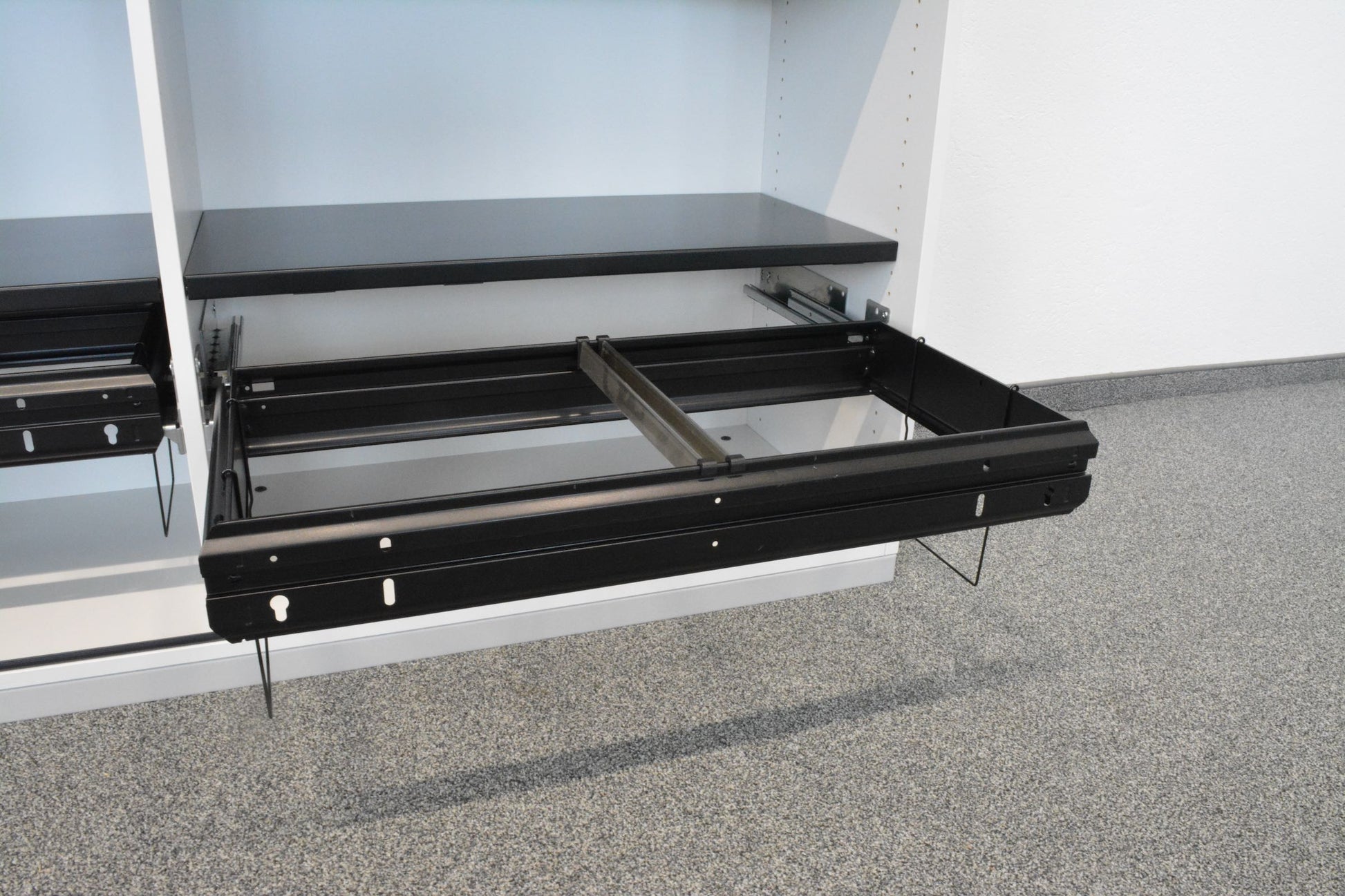 Steelcase Share It Hängeregister-Einsatz ausgezogen - 6022547