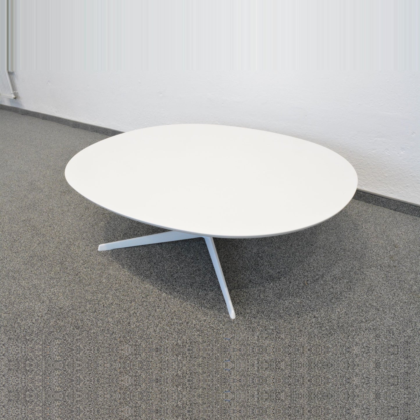 Arper Eolo Loungetable 360 mm hoch
